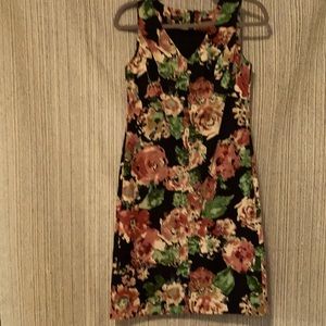Talbots Black Red V Neck Rose Floral Sleeveless Dress Size 2